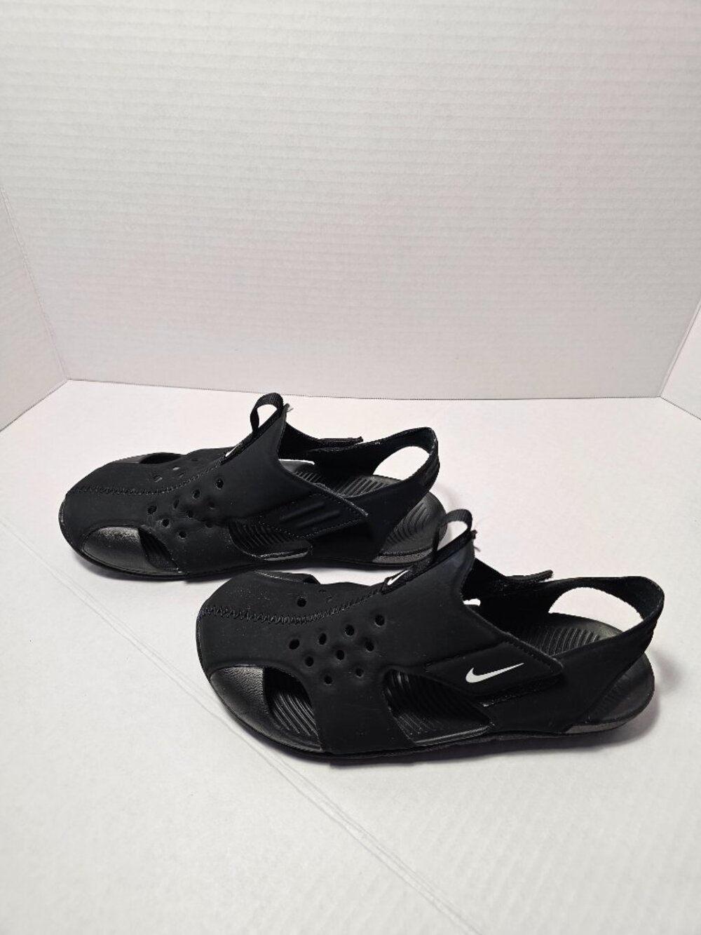 Sandals - Picture 3 of 6